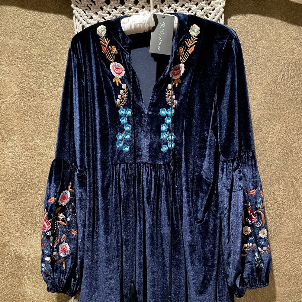 Blue Velvet Dress with Embroidery Large